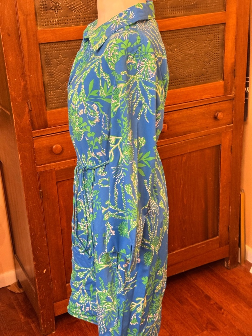 Lilly Pulitzer UPF 50+ Dress in “Briny Blue a Bit Salty” Print Sz L NWOT - Picture 6 of 13